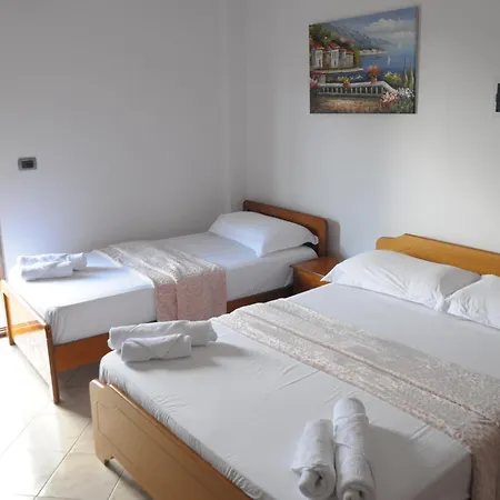 Hola 3* クサミル