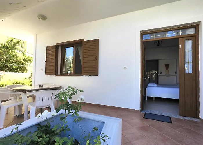 Hola Casa de hóspedes 3*