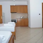 Hola Πανσιόν 3*