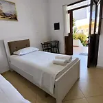 Πανσιόν Hola 3*