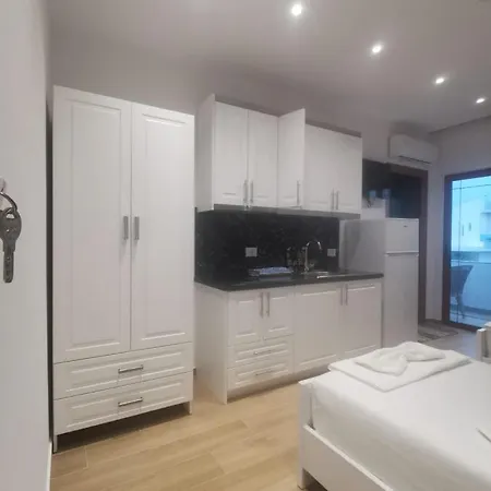 Guest house Hola 3*