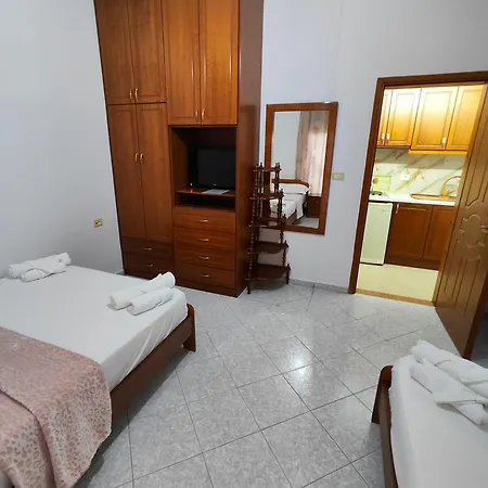 Guest house Hola 3*