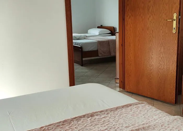 Hola